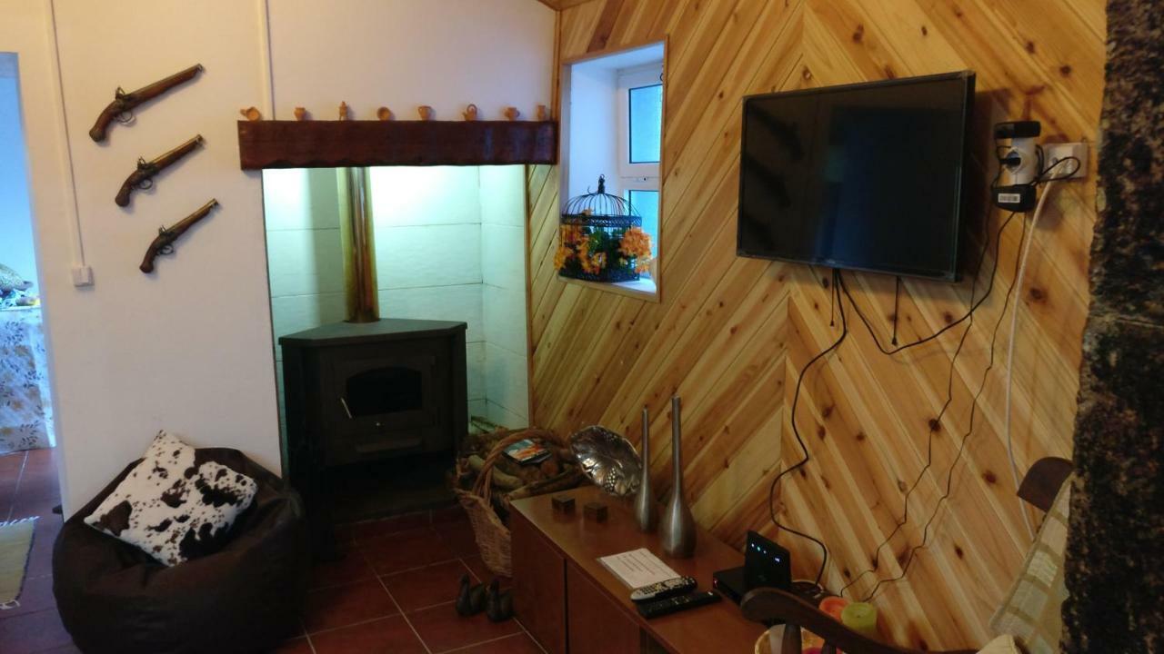 פורנס Casa Do Vale Encantado מראה חיצוני תמונה